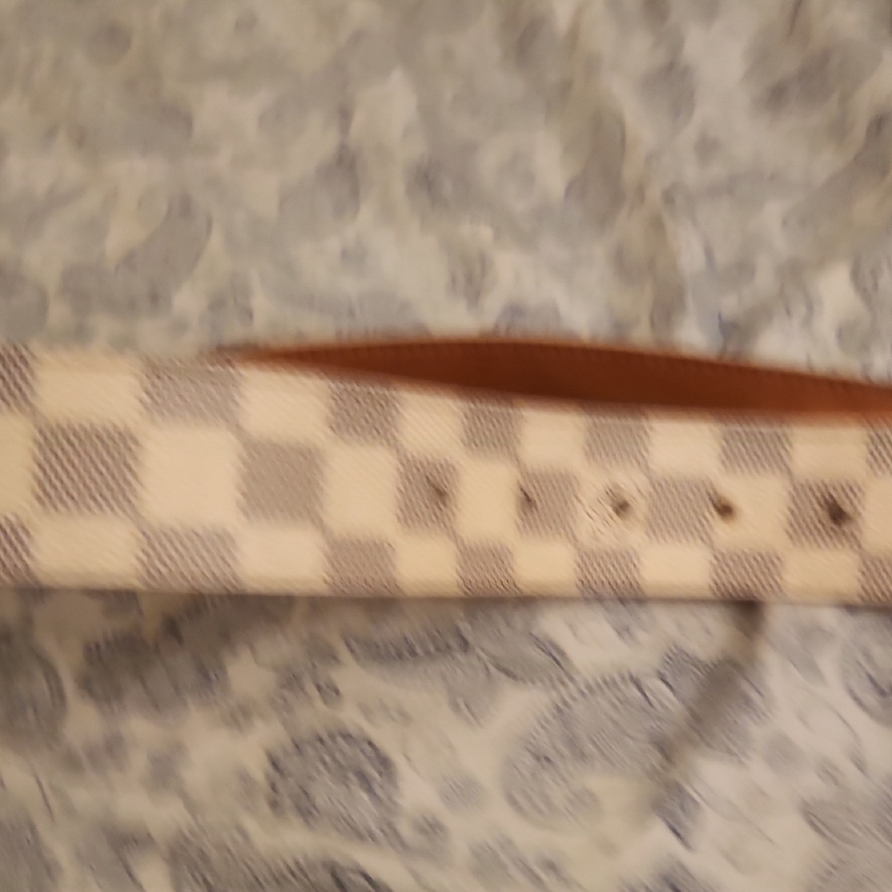 Louis Vuitton Beige Checkered Belt with Gold Logo Buckle 100 Original - Picture 7 of 9